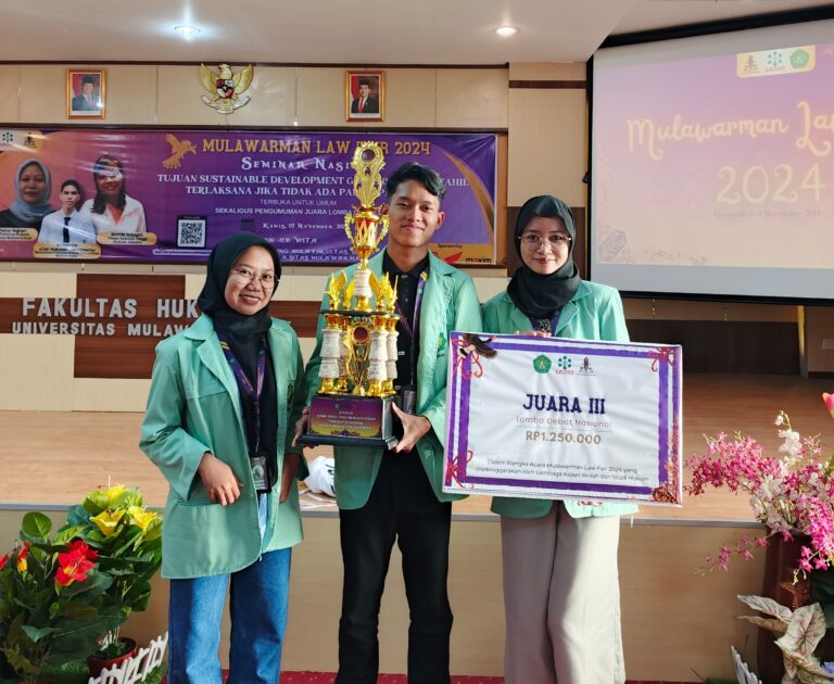 Foto Setelah Penerimaan Hadiah Lomba