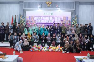 Kolaborasi HMP HES, HMP HKI dan BEM FSA UNUGIRI Sukses Gelar Sharia National Debate Championship (SNDC) 2025