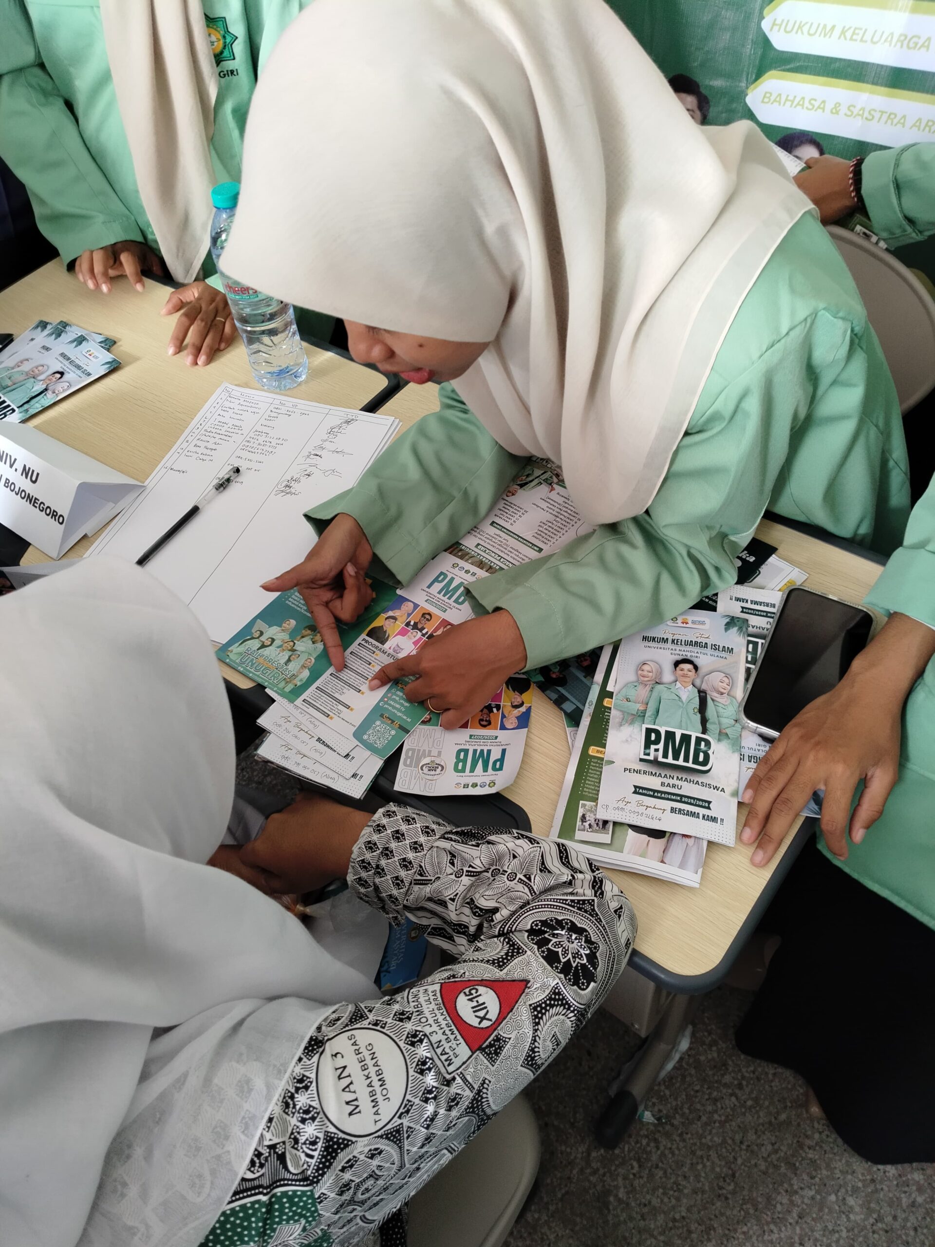 Meriahkan Expo Kampus di MAN 3 Jombang, Prodi HES Unugiri Kirim Delegasi untuk Sosialisasi PMB