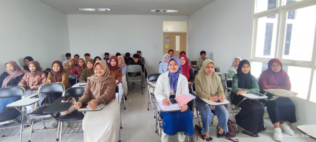 Khidmat dan Produktif, Perkuliahan Prodi HES UNUGIRI Tetap Aktif di Bulan Ramadan