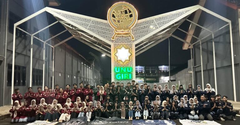 Pererat Silaturahmi, Mahasiswa HES UNUGIRI La Fortis Society 2025 Gelar Bukber dan Berbagi Takjil