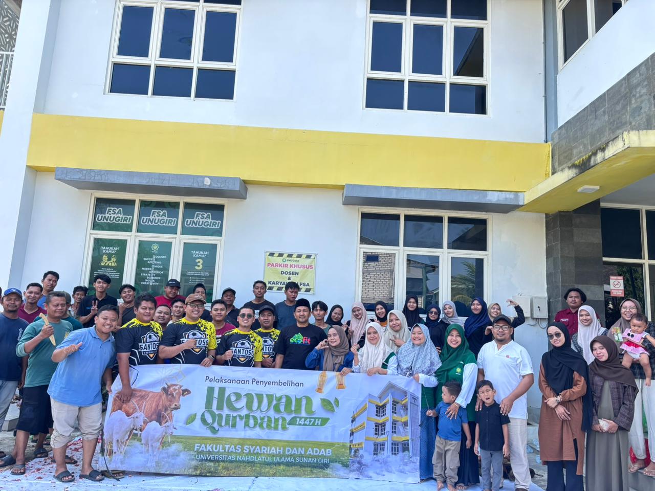 Semangat Berbagi di Hari Raya Iduladha, Mahasiswa HES UNUGIRI Ambil Peran Aktif dalam Kegiatan Kurban FSA